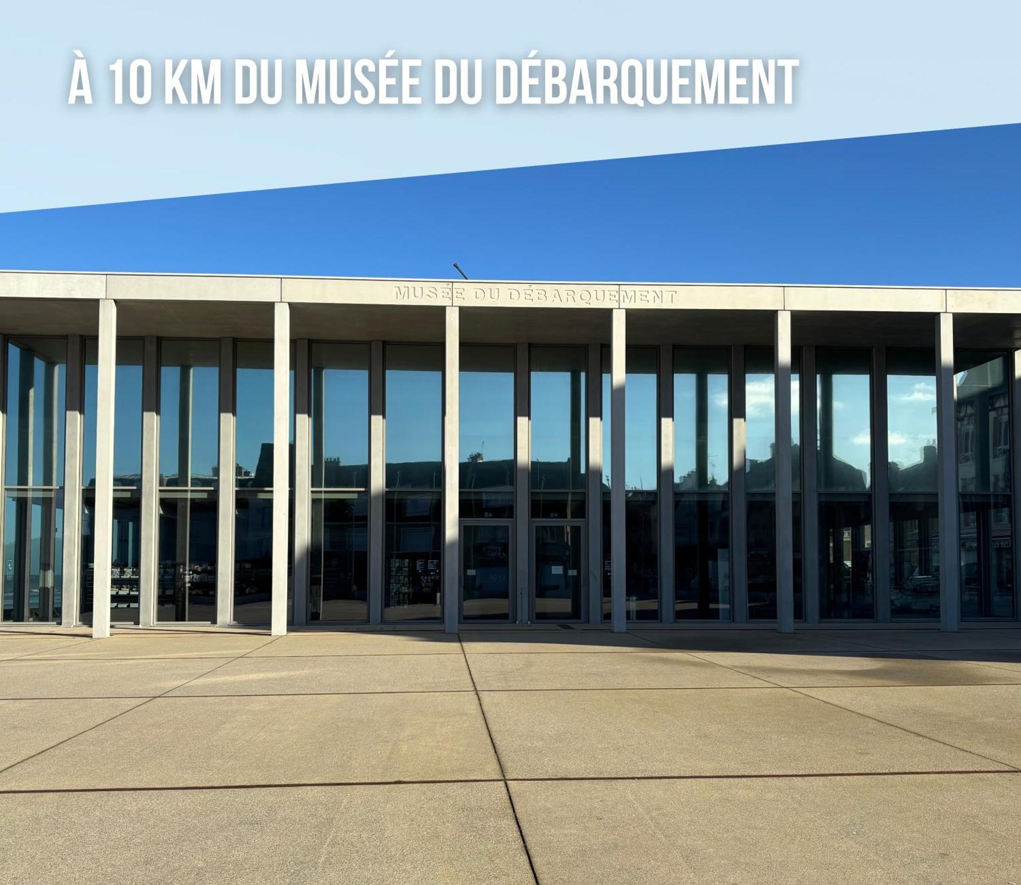 Les Douves Duplex 5 Personnes Lumineux Avec Jardin Et Terrasse Amenagee , Vue Sur Chateau A 5Mn De La Mer, Proche Omaha Beach Et Bayeux Commes Bagian luar foto