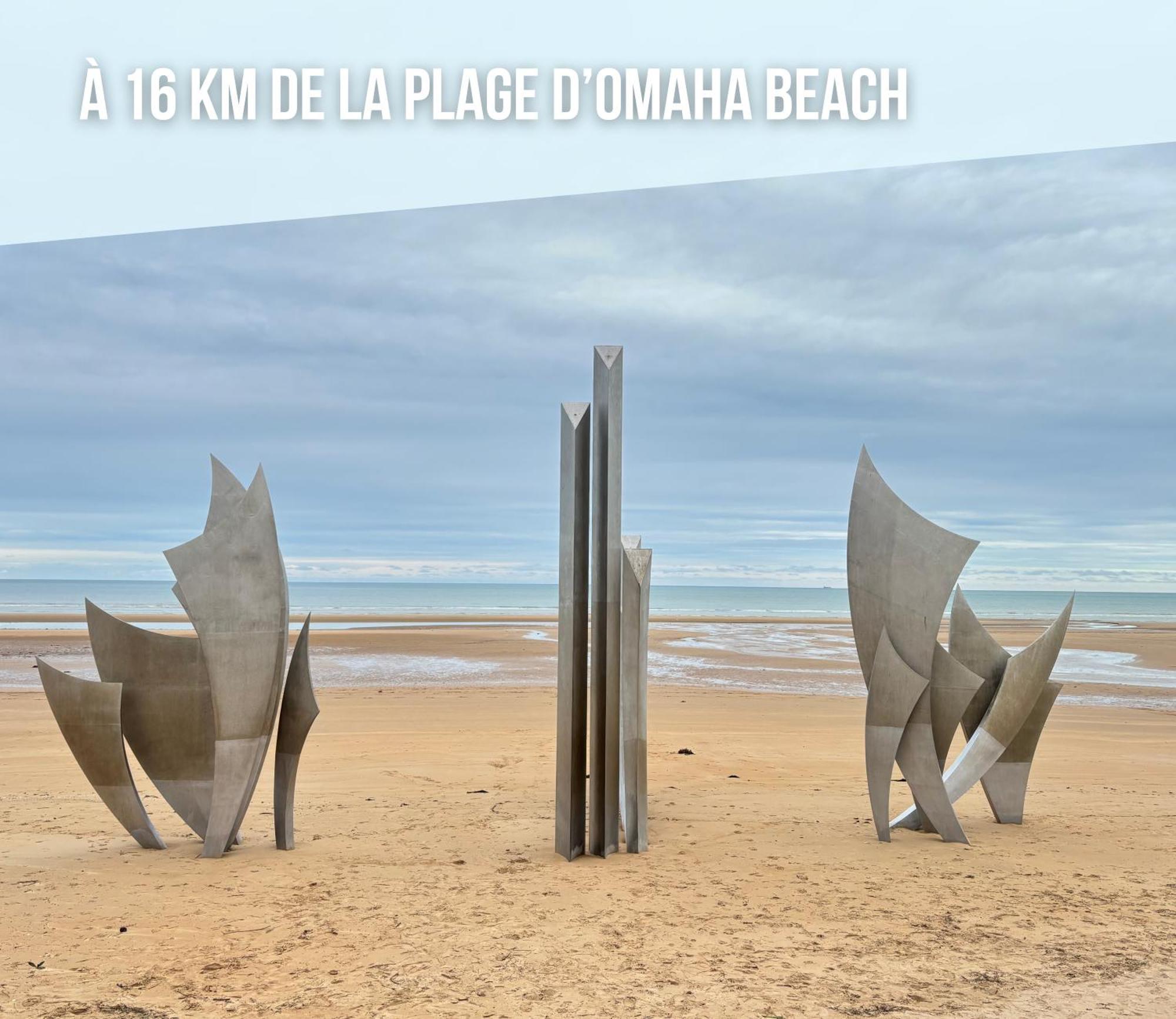 Les Douves Duplex 5 Personnes Lumineux Avec Jardin Et Terrasse Amenagee , Vue Sur Chateau A 5Mn De La Mer, Proche Omaha Beach Et Bayeux Commes Bagian luar foto